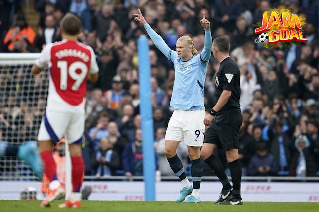 Daftar Ketengilan Erling Haaland di Laga Man City vs Arsenal: Hantam Kepala Gabriel hingga Nabrak Thomas Partey
