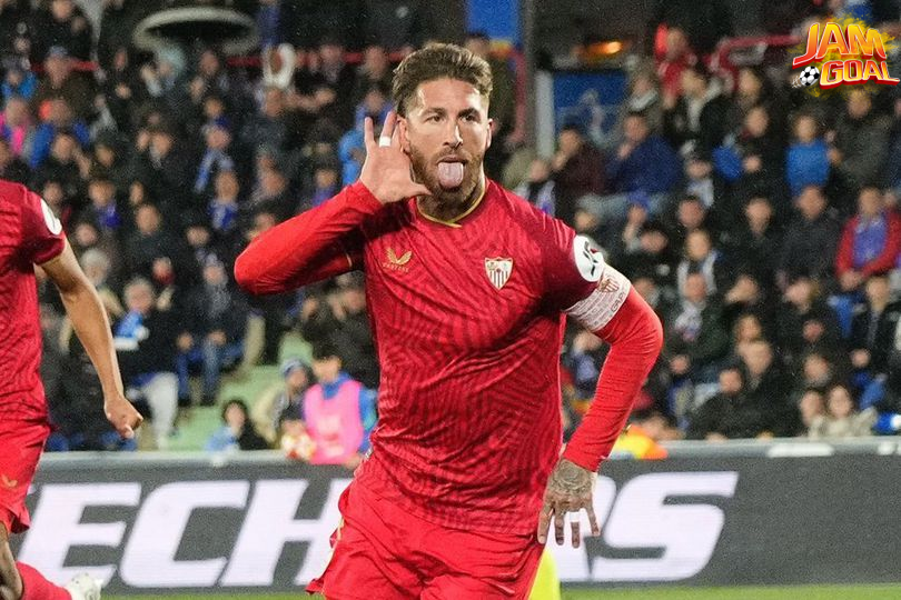 Real Madrid Krisis Bek Tengah, Sergio Ramos Nganggur Tuh!