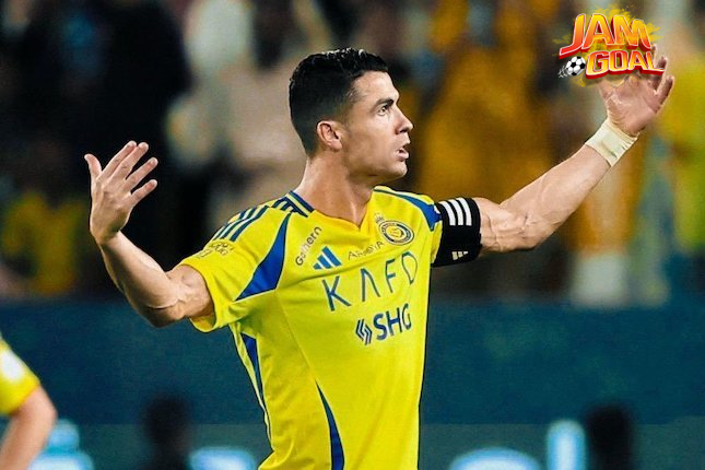 Cristiano Ronaldo Masih Bisa Bertahan di Al Nassr