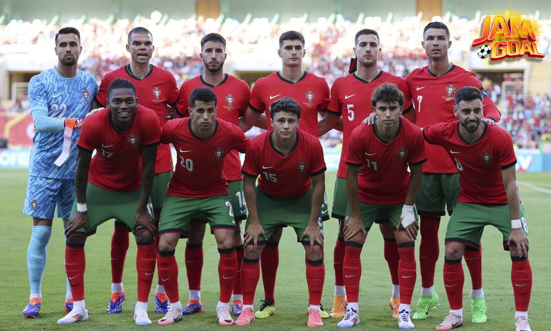 Cristiano Ronaldo & Portugal: Negeri Kecil, Hati Besar, Mimpi Juara