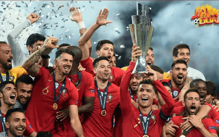 Cristiano Ronaldo Menangis Bahagia Usai Bawa Portugal Juara Nations League 2025