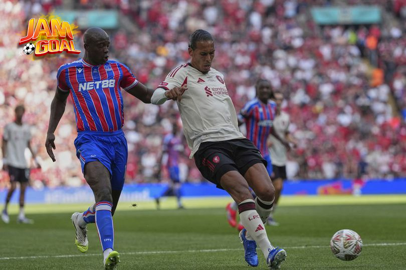 Virgil van Dijk Minta Liverpool Bangkit Usai Kalah di Community Shield