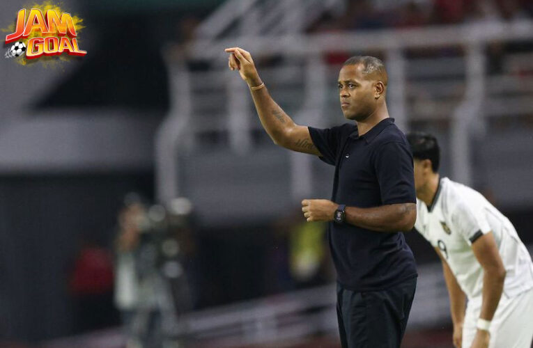 Timnas Indonesia Harus Berubah: Patrick Kluivert Diminta Tak Ulangi Blunder Formasi